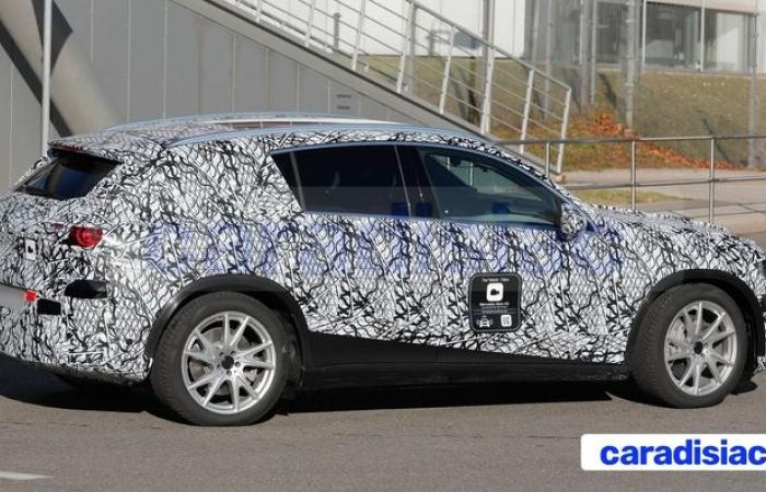 New appearance of the prototype of the future Mercedes GLC EV SUV