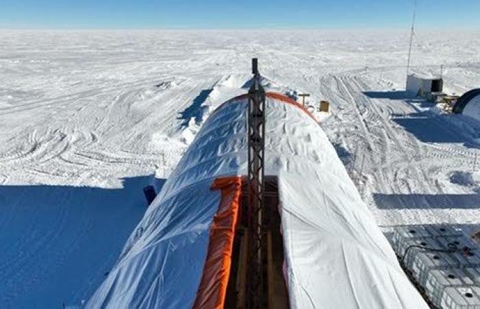 Grenoble residents drill million-year-old ice