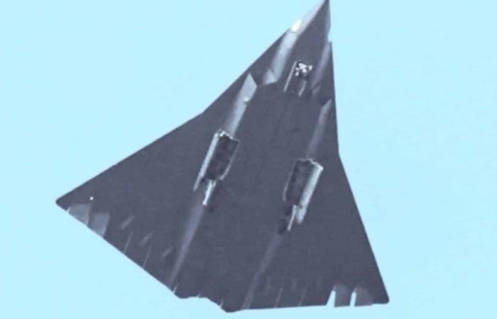 Is the J-50, China’s second new generation fighter, intended for the PLA’s aircraft carriers?