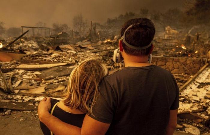 How desert winds are fueling the fires ravaging Southern California