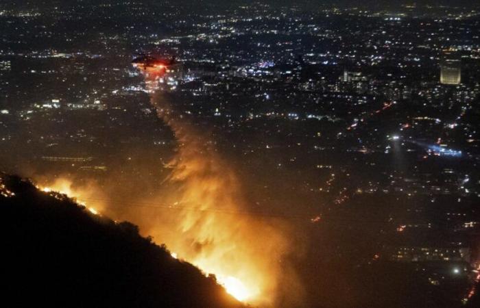 Crews battle fire in Hollywood Hills, knock down Studio City fire