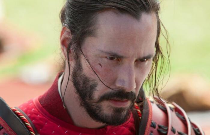 “With a broken kneecap” Keanu Reeves gave everything to play in this sci-fi series: the pop messiah is a warrior!