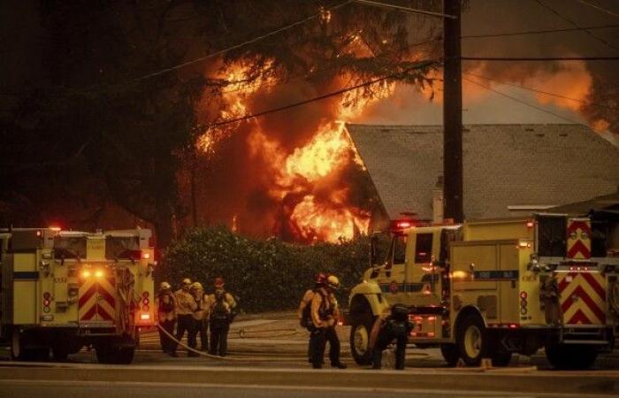 Fire hydrants ran dry in Southern California just when they were needed most