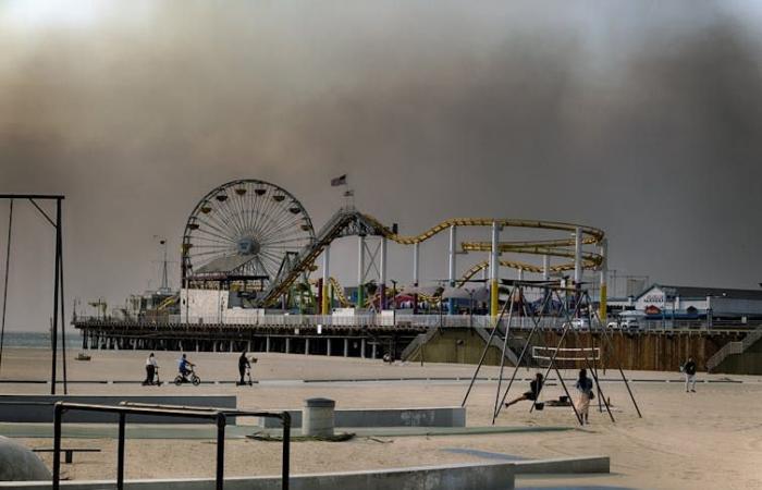 How desert winds are fueling the fires ravaging Southern California