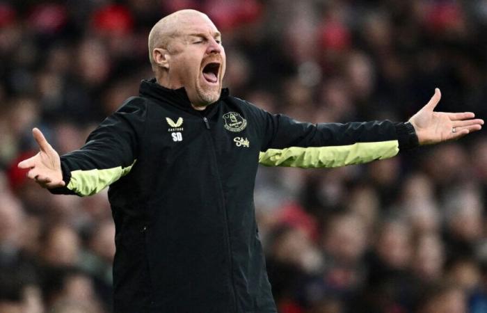 England: Everton sack their coach Sean Dyche three hours before their Cup match