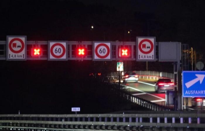 A1 near Winti: Person on bridge ensured four-hour operation