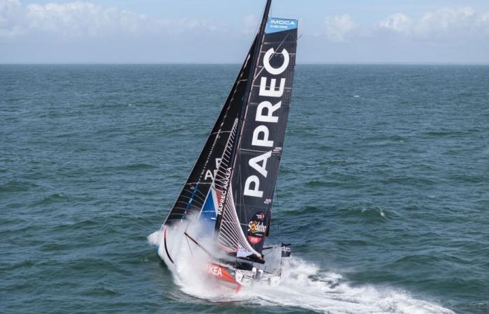 Vendée Globe. Yoann Richomme, second in the provisional ranking, lost the use of a headsail