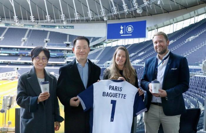 Tottenham Spurs sign PSG sponsor