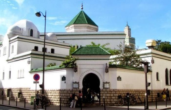 The Paris Mosque was built by the Sultan of Morocco. Why is it in the hands of the Algerian regime?