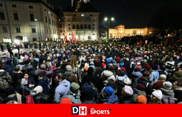 A demonstration brings together tens of thousands of people in Vienna against an extreme right at the gates of power