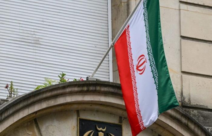 Paris summons Iranian ambassador, denounces “unbearable” situation of French “state hostages”