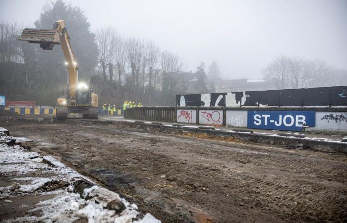 Spectacular Infrabel operation: the almost century-old Carsoel bridge in Uccle is destroyed