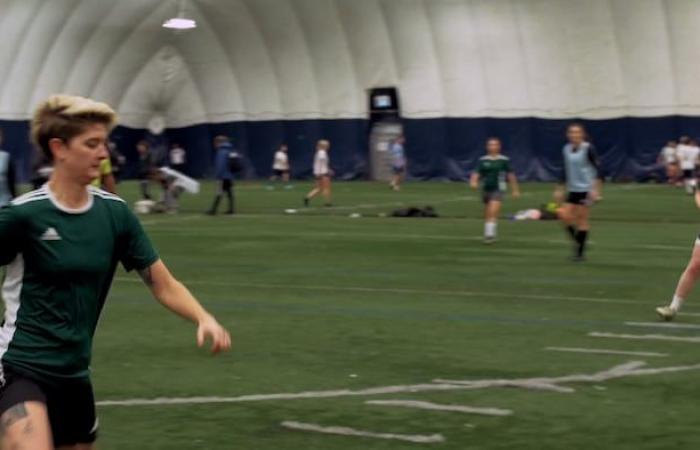 Exclusion of non-binary people: soccer league sows controversy