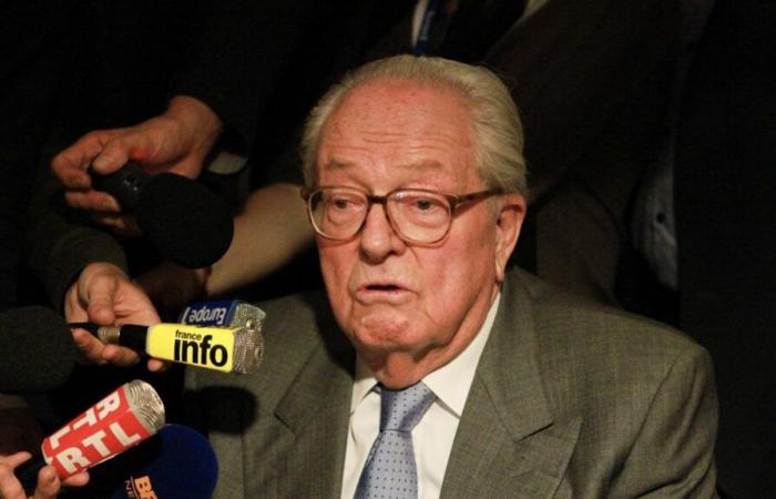 how will the public tribute to Jean-Marie Le Pen take place on Thursday in Paris?