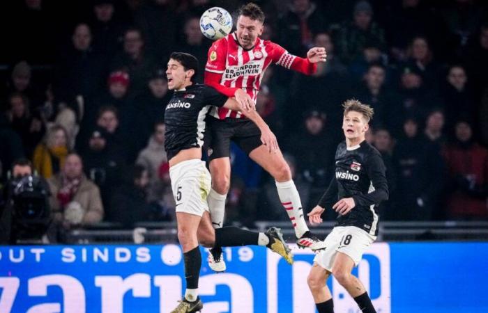 PSV avoids defeat, but suffers damage in the title battle