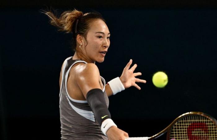 Zheng holds off Todoni; Mirra Andreeva rolls in Australian Open first round