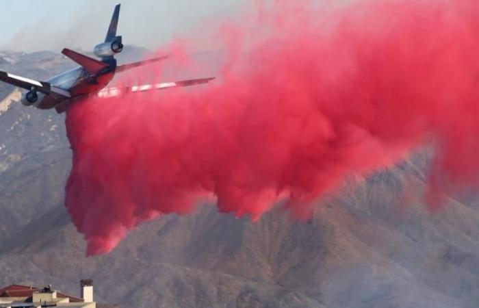 everything you need to know about the DC-10 Air Tanker, an airliner transformed into a giant water bomber