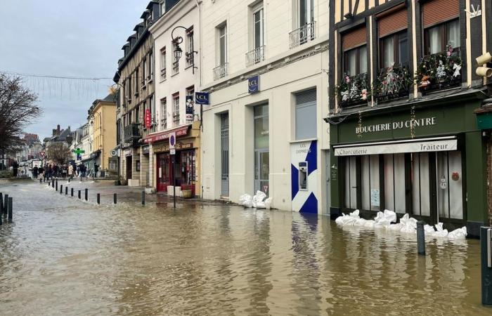 a torrent in the streets of Gisors, an unprecedented flood