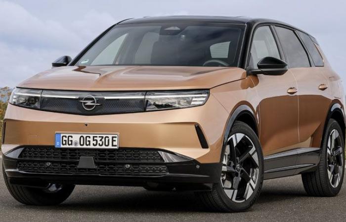 OPEL presents its new trio of SUVs at the Brussels Motorshow 2025