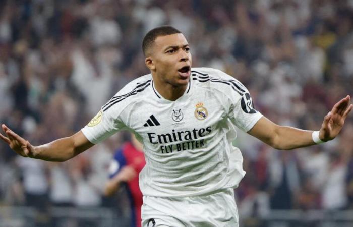 Real Madrid – Barça: the great stats of Mbappé, who equals Benzema despite the big defeat