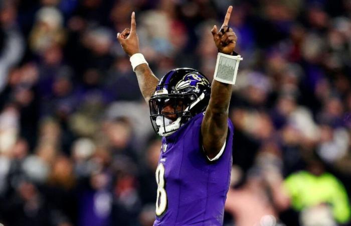 Jackson, Henry dominate in Ravens’ wild-card win over Steelers