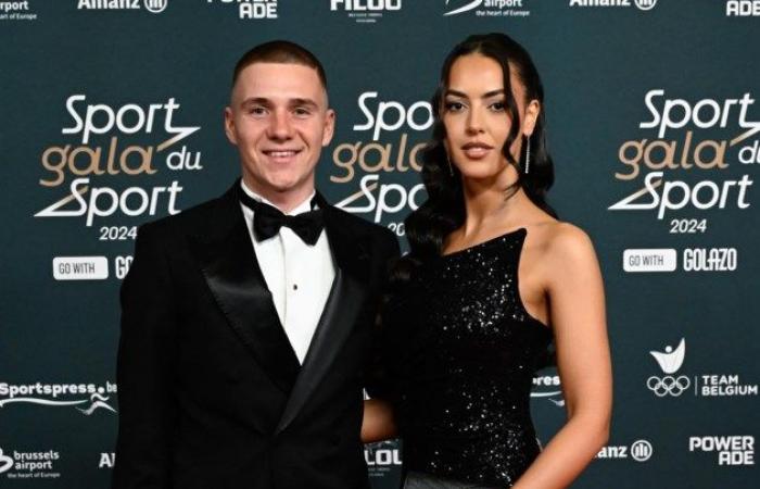 IN PICTURES. Remco Evenepoel and Oumi shine on the red carpet of the Sports Gala, Bashir Abdi arrives on crutches