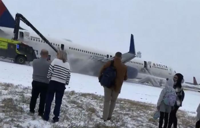 Winter storm maintains its icy grip in the south of the country