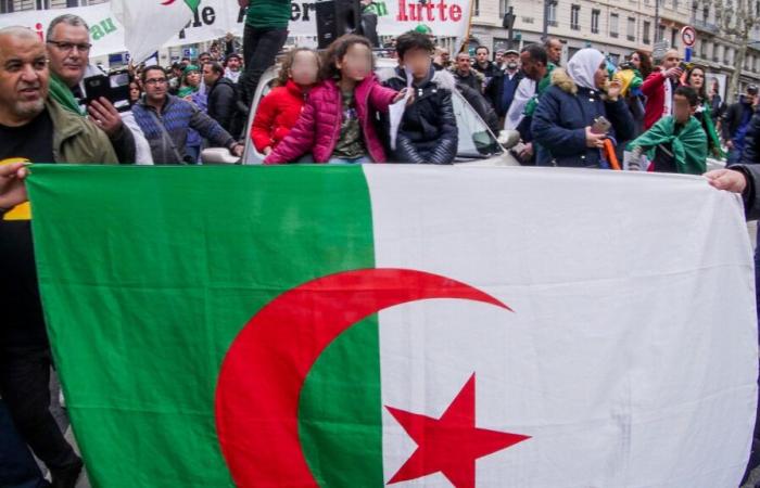 a demonstration by Algerians in France to rename rue Bugeaud