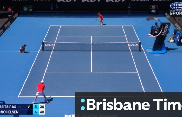 Stefanos Tsitsipas v Alex Michelsen