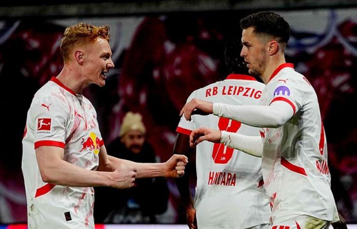 Newly married and accurate: Baumgartner secures Leipzig 4-1