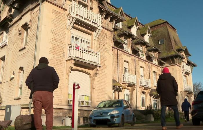 employees of the former Feuilleraie accommodation center at an impasse