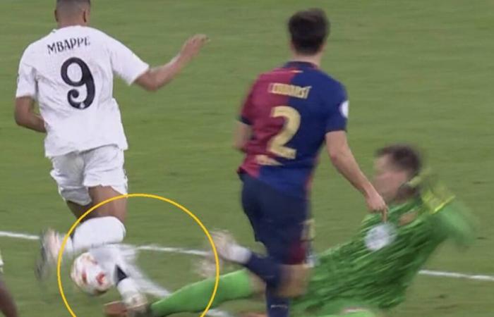 Red card for Szczęsny! Scenes in El Clasico [WIDEO]