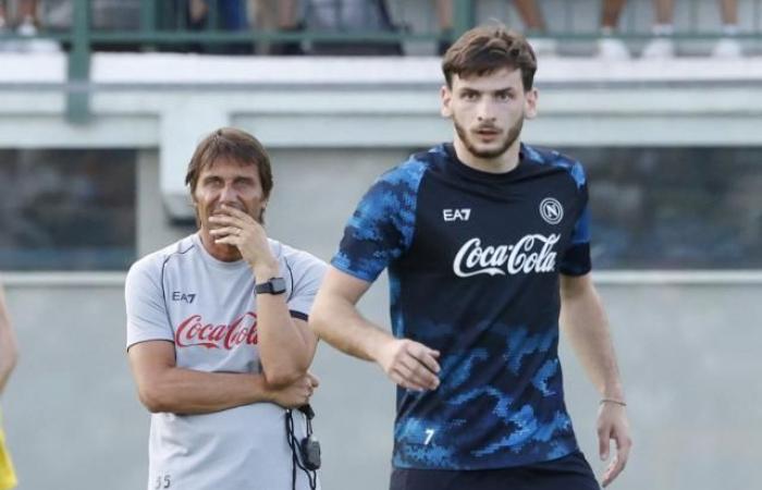 Napoli coach Antonio Conte reveals PSG tracked Kvaratskhelia wants to leave