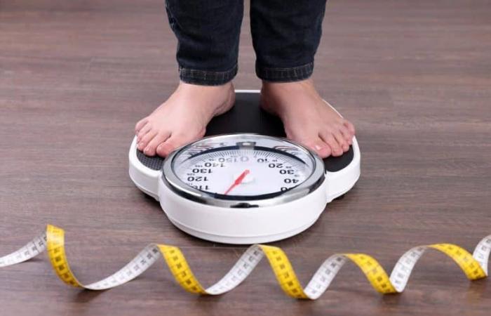 Two key habits identified by scientists to maintain a lower BMI and lose weight effectively