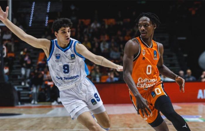 Valencia relies on Brancou Badio (16 points, 3 rebounds) to dominate Granada