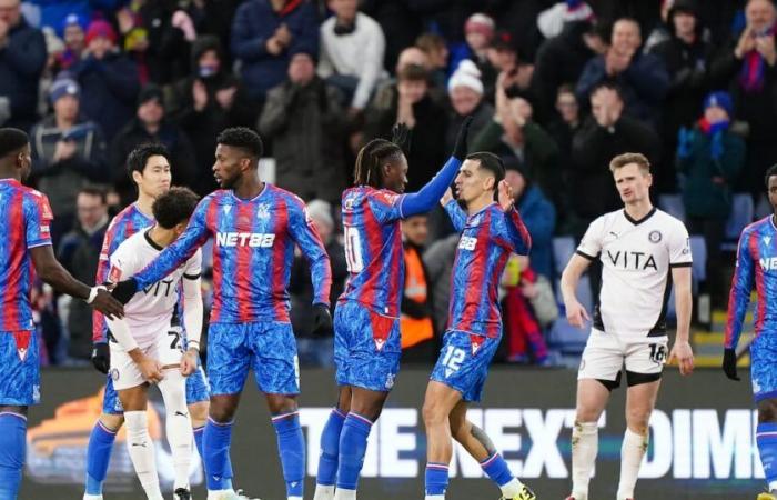 Early Eberechi Eze strike sends Crystal Palace through to round three – The Irish News