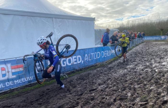 Pieterse wins the cyclo-cross national championships by a large margin, Alvarado takes silver and the surprising Betsema takes bronze