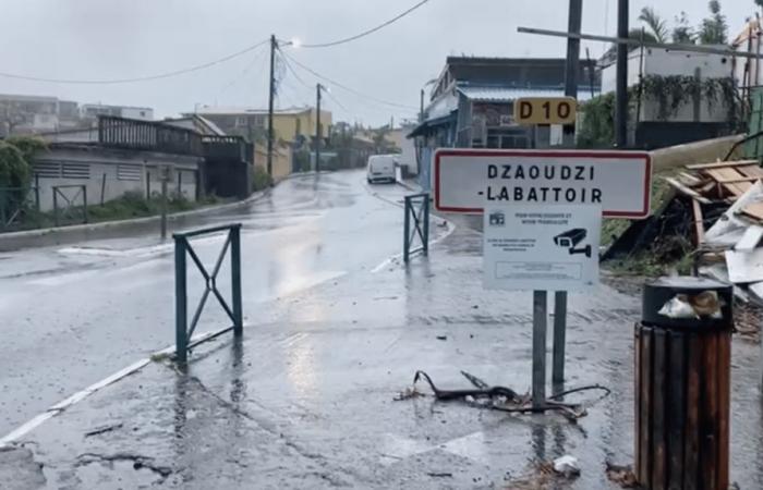 the archipelago hit again, one month after the passage of cyclone Chido