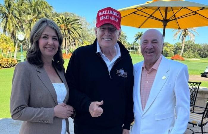 Danielle Smith met Donald Trump at Mar-a-Lago