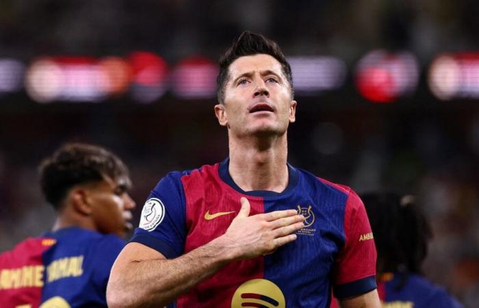 The Spaniards assessed Lewandowski after El Clasico. It couldn’t be clearer than that. Football