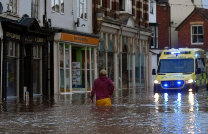 England: floods threaten the country – Watch the full documentary