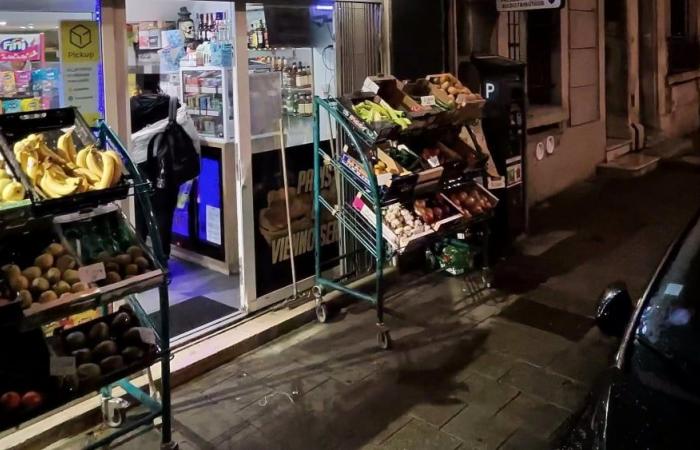 In Vaucluse, night grocery stores are in the crosshairs of state services