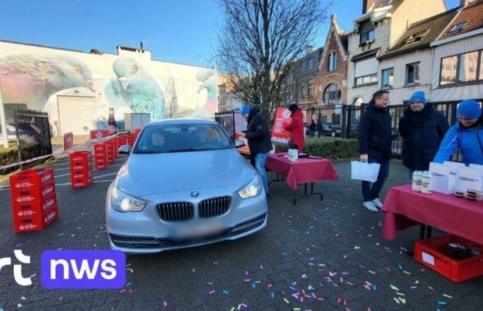 The first ‘drive thru’ for Lost Monday in Antwerp is a success: “Almost all sausage loaves and apple dumplings sold”