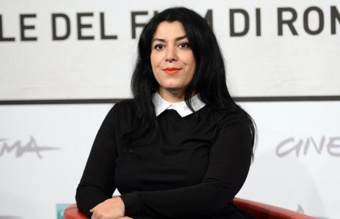 Marjane Satrapi refuses the Legion of Honor