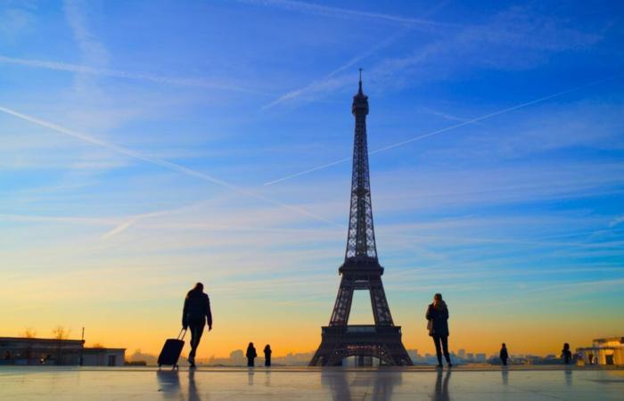 It’s official, Paris is taking a radical decision which concerns tourists (and it already displeases)