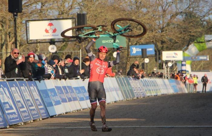 French cyclo-cross championships: with Venturini and Fouquenet, Arkéa-B&B Hotels achieves the double, relive the live action