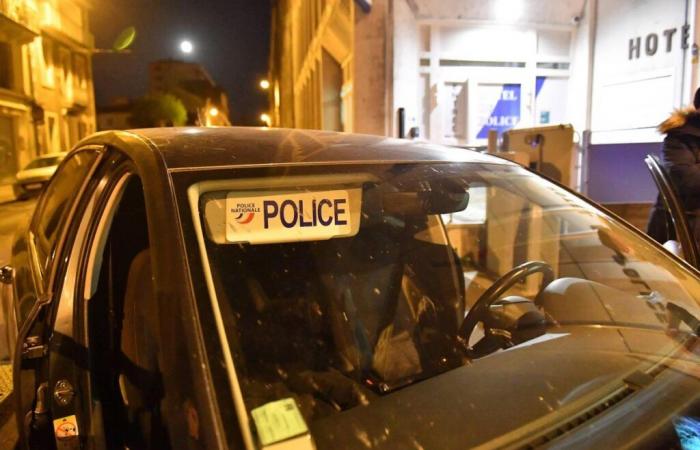 Cannabis on board his Peugeot, he hits the police car in Dordogne