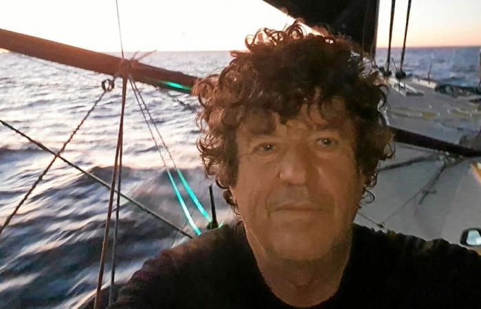 “My dream would be to go for a ride with Charlie Dalin on his foiling boat,” says Jean Le Cam, dean of the Vendée Globe. [Vidéo]