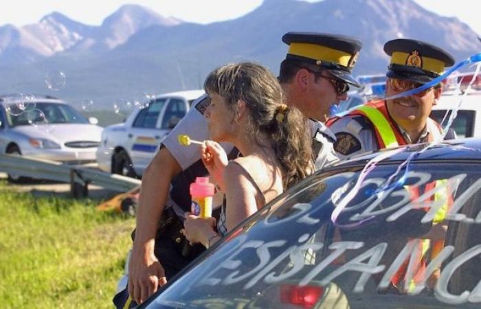 Security, wildlife and tensions: a look back at the G8 in Kananaskis