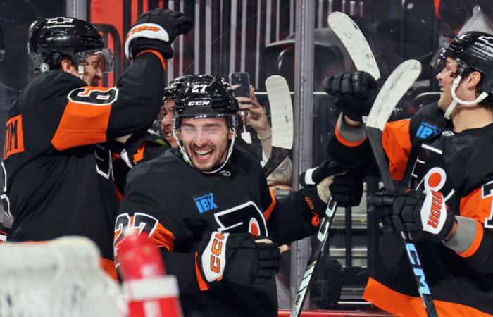 Cates and the Flyers complete the comeback against the Panthers